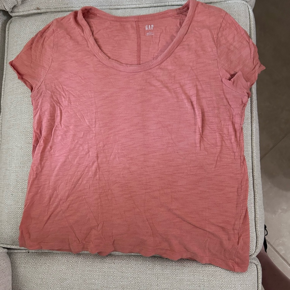 GAP Women’s orange Relaxed Short Sleeve Tee, size large